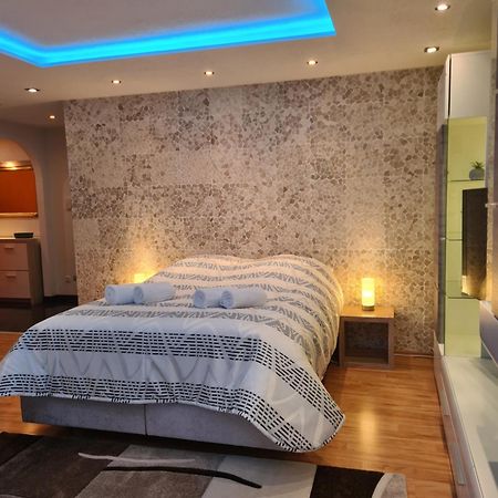 Exklusive Moderne 2 Zi. Wohnung In Ruhiger Lage Schechingen Ngoại thất bức ảnh