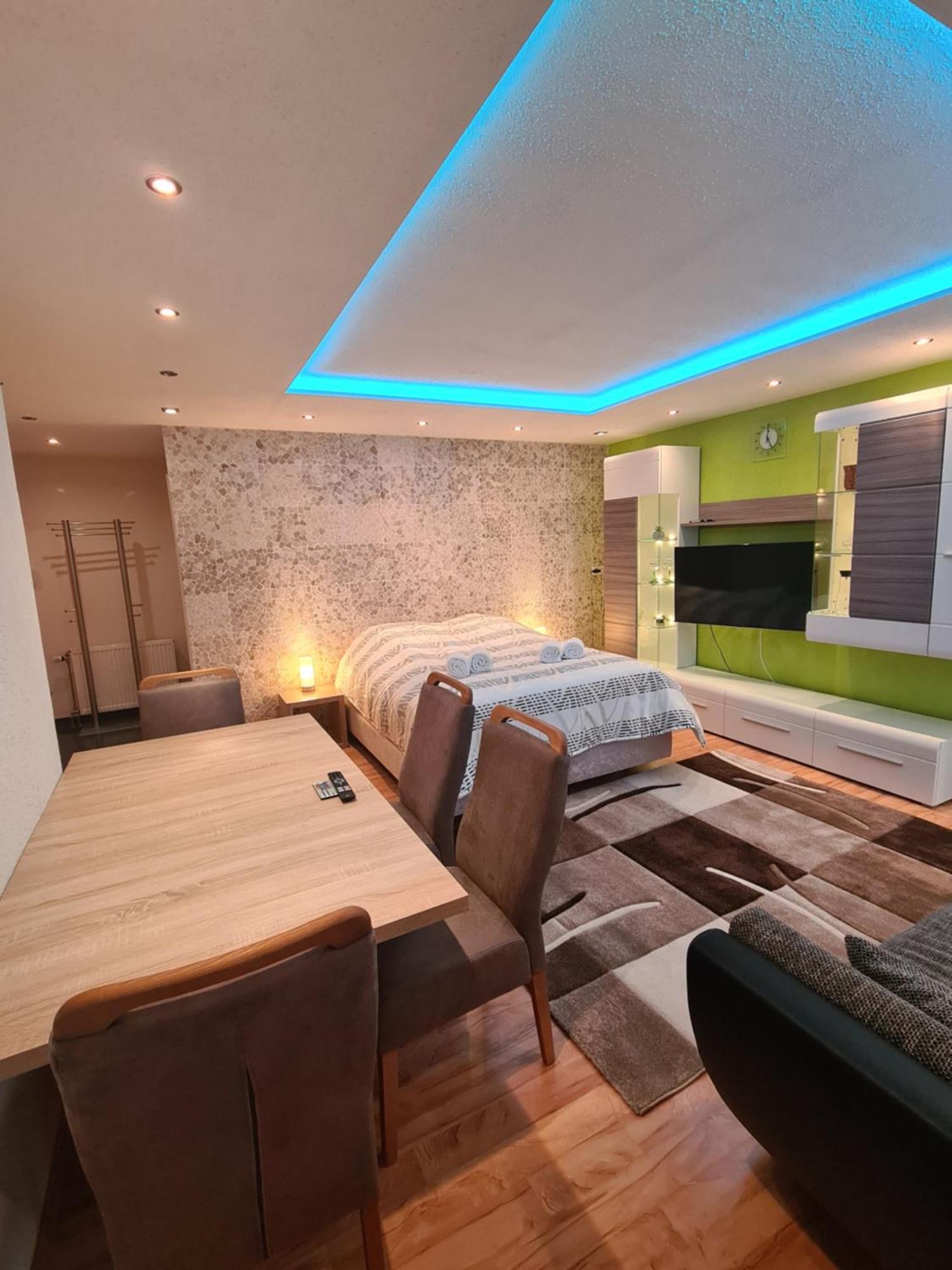 Exklusive Moderne 2 Zi. Wohnung In Ruhiger Lage Schechingen Ngoại thất bức ảnh