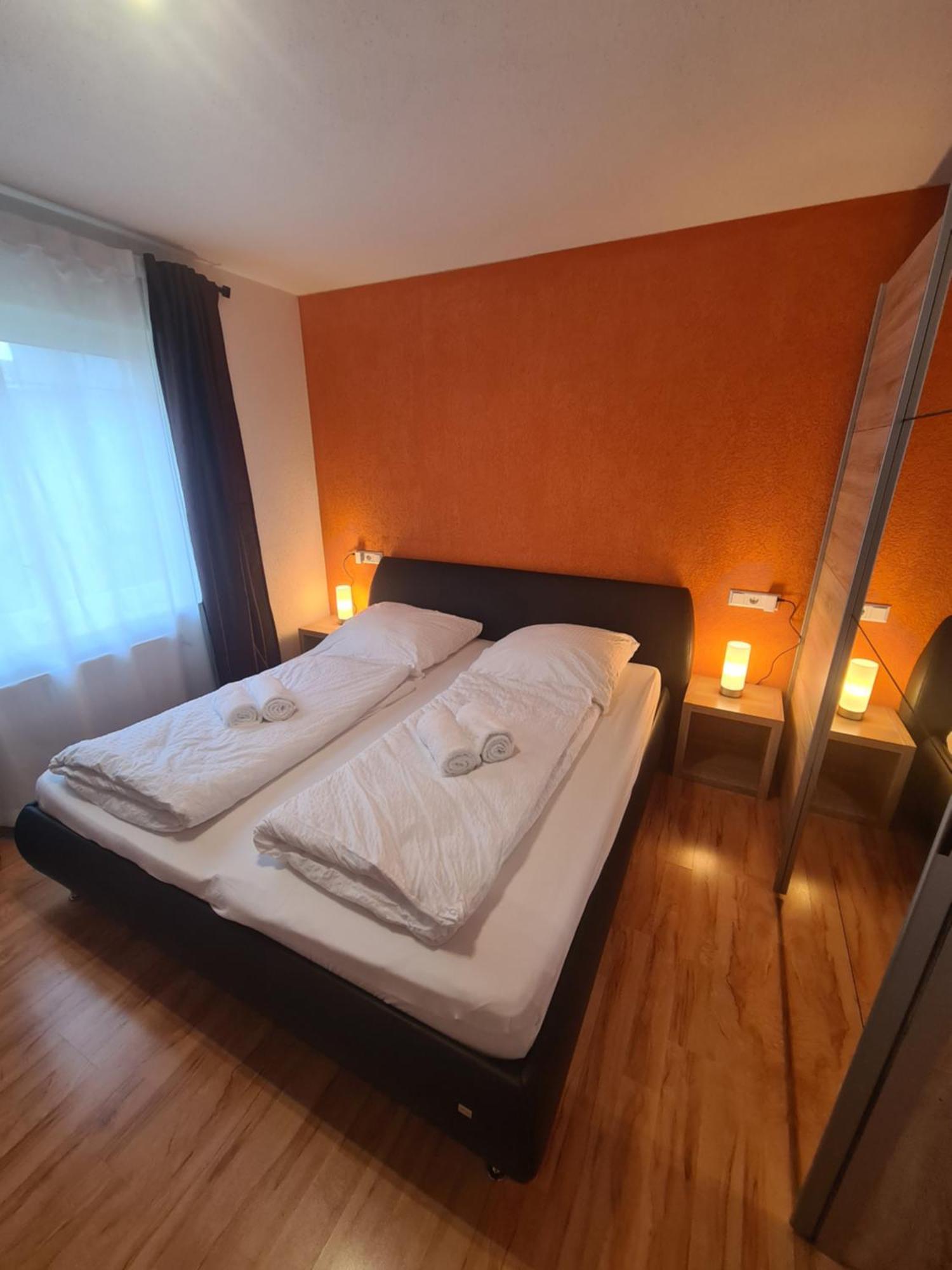 Exklusive Moderne 2 Zi. Wohnung In Ruhiger Lage Schechingen Ngoại thất bức ảnh