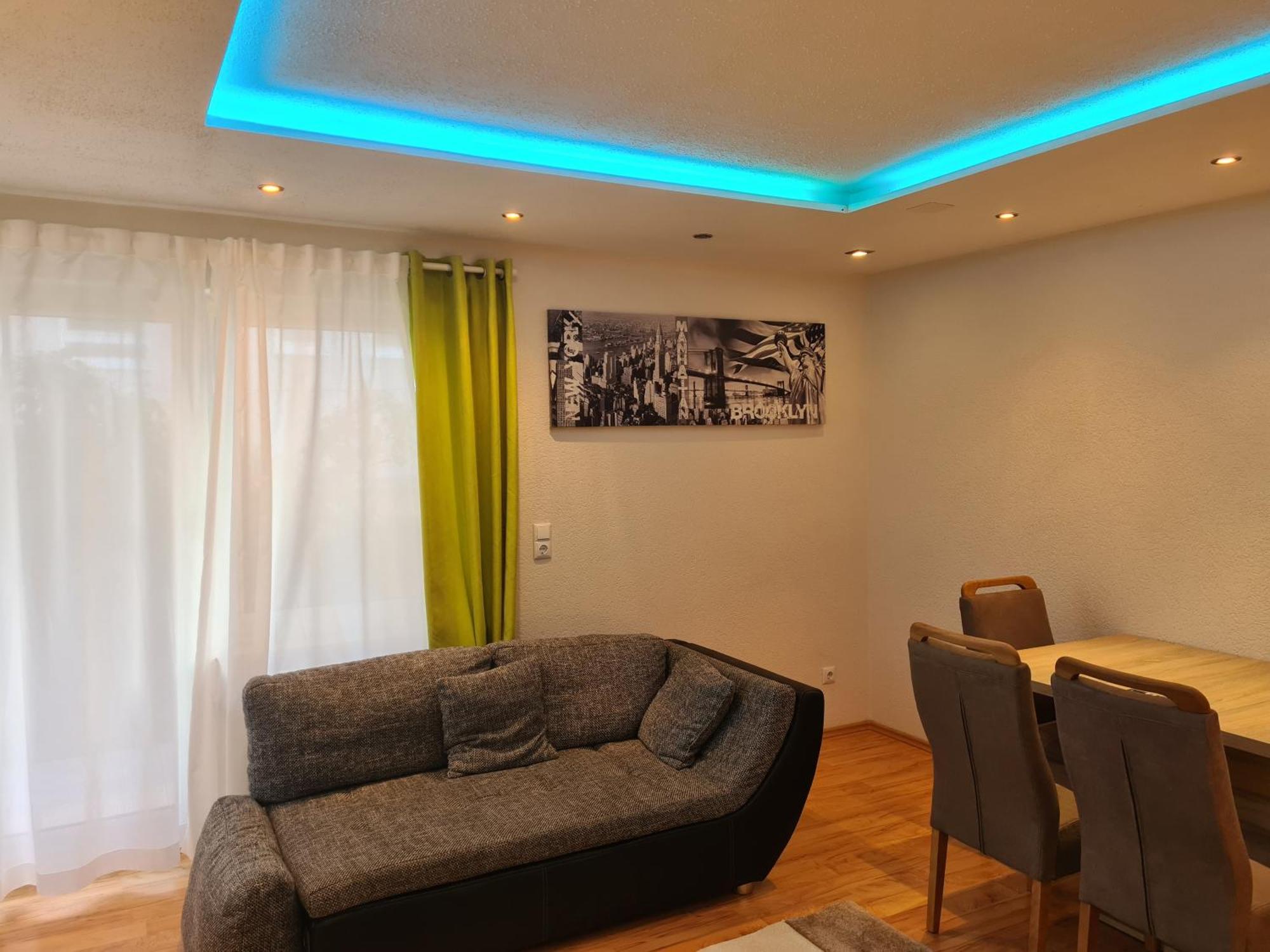 Exklusive Moderne 2 Zi. Wohnung In Ruhiger Lage Schechingen Ngoại thất bức ảnh
